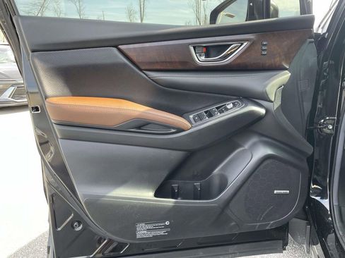 Certified 2025 Subaru Ascent Touring w/ Popular Package #1 image 7