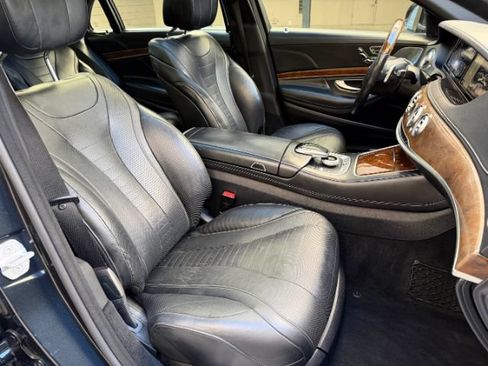 Used 2015 Mercedes-Benz S 550 Sedan image 17