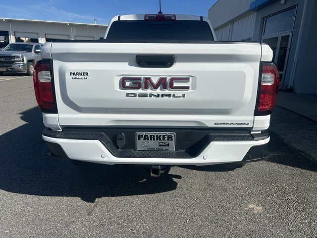 Used 2024 GMC Canyon Denali AWD/4WD image 8