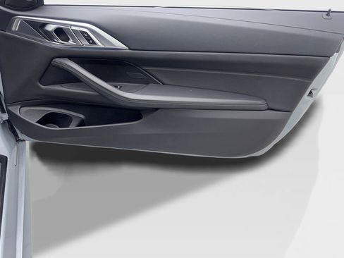 Used 2025 BMW 430i Convertible w/ M Sport Package image 50