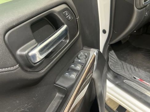 Used 2020 Chevrolet Silverado 1500 LT Trail Boss w/ Convenience Package image 21