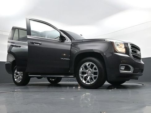 Used 2017 GMC Yukon SLT w/ Open Road Package image 41