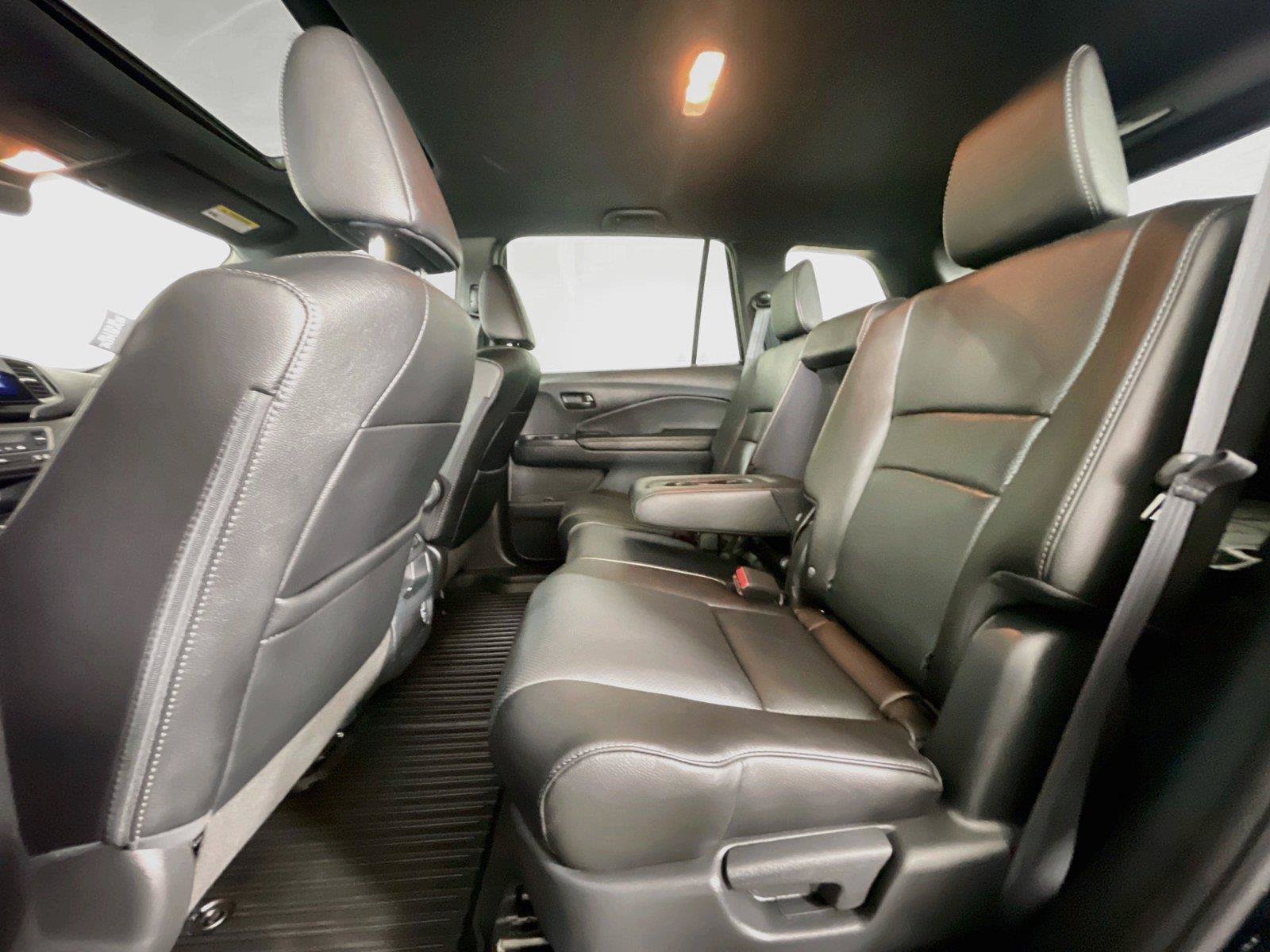 Used 2023 Honda Passport EX-L image 28