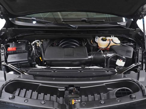 Used 2025 GMC Yukon Denali w/ Sun & Power Step Package image 35