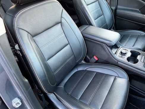 Used 2022 GMC Acadia Denali w/ Denali Ultimate Package AWD/4WD image 31
