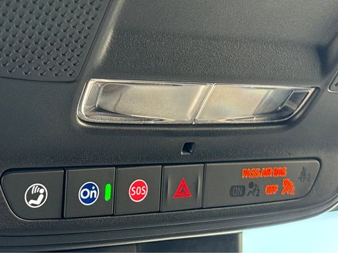 New 2026 Chevrolet Traverse LT w/ Driver Confidence Package image 30