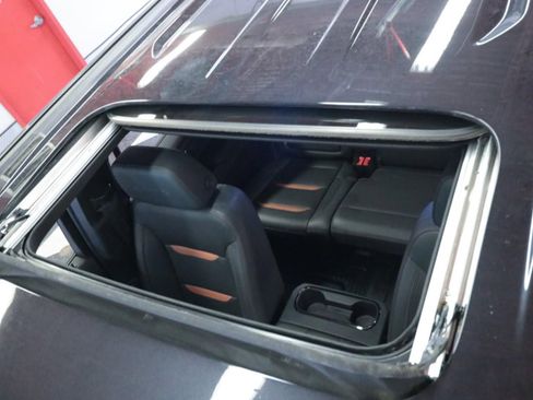 Used 2022 GMC Sierra 1500 AT4 w/ AT4 Preferred Package image 18