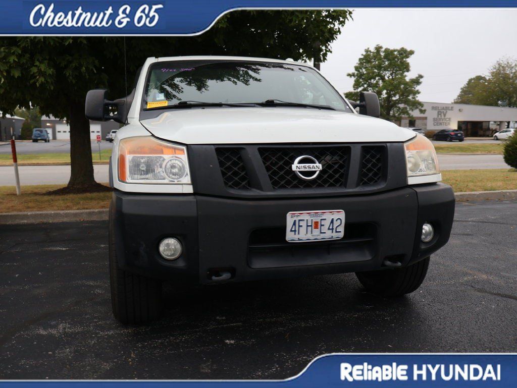 Used 2014 Nissan Titan PRO-4X w/ Pro-4x Luxury Package AWD/4WD image 4