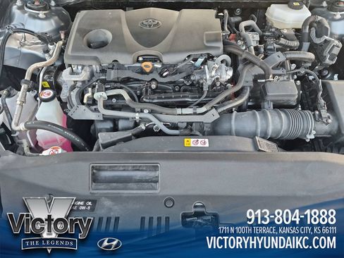 Used 2025 Toyota Camry SE FWD image 21