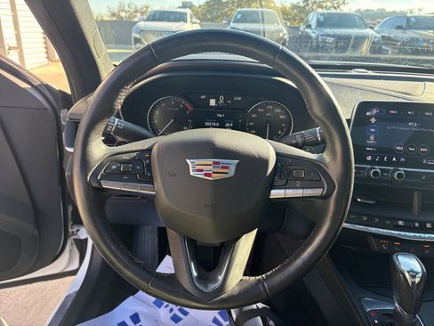 Used 2023 Cadillac CT4 Luxury w/ Sun And Sound Package image 21