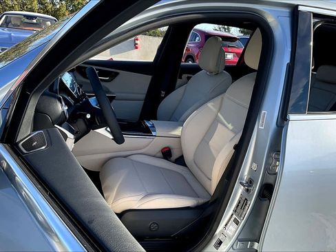 Used 2026 Mercedes-Benz GLC 300 GLC 300 image 8