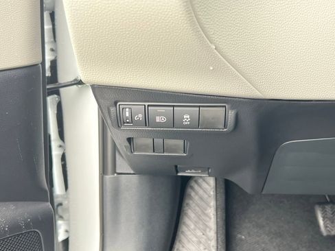 New 2026 Toyota Corolla Cross LE image 21