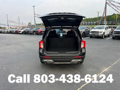 Used 2024 Ford Explorer Limited w/ Limited Technology Package RWD image 31