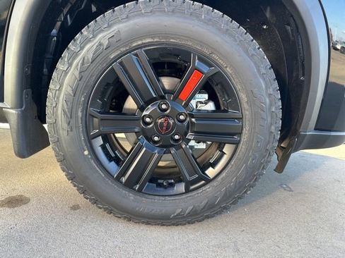 New 2026 Nissan Rogue SV image 4