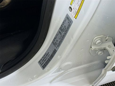 Used 2020 RAM 1500 Limited image 27