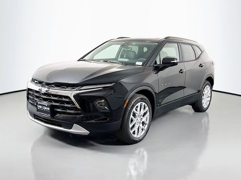 New 2025 Chevrolet Blazer LT w/ Sound & Technology Package image 3
