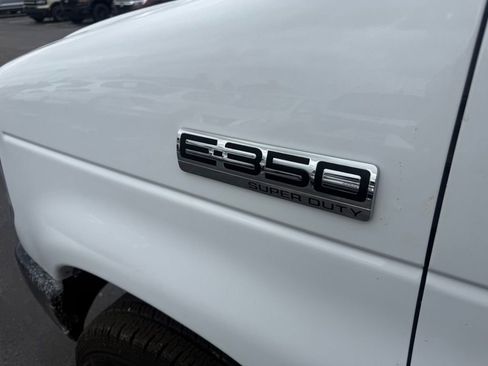 Used 2023 Ford E-350 and Econoline 350 Super Duty w/ Power Windows & Locks Group RWD image 10