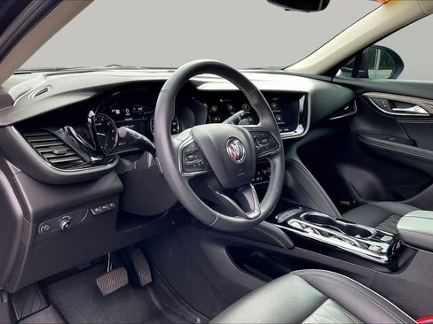 Used 2022 Buick Envision Avenir w/ Technology Package II FWD image 35