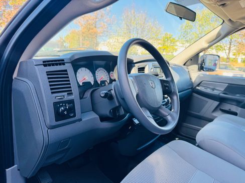 Used 2009 Dodge Ram 2500 Truck SLT w/ Snow Chief Group image 15