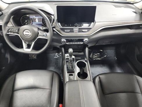Used 2024 Nissan Altima 2.5 SL FWD image 23