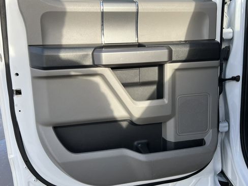 Certified 2019 Ford F150 XLT w/ Equipment Group 302A Luxury image 34