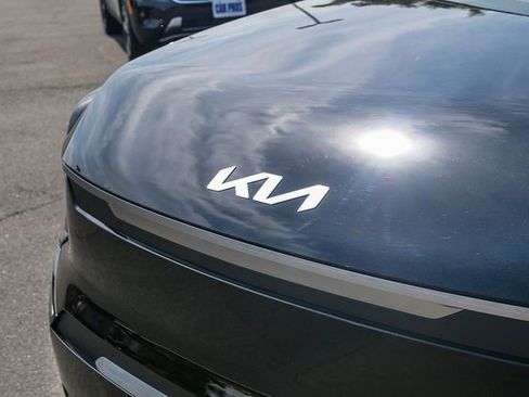 New 2026 Kia EV9 Wind image 12