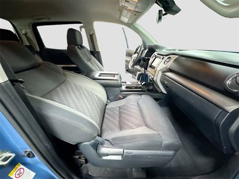 Used 2018 Toyota Tundra SR5 image 24
