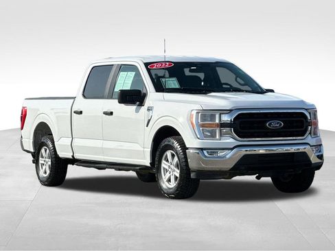 Used 2022 Ford F150 XLT w/ Trailer Tow Package image 7