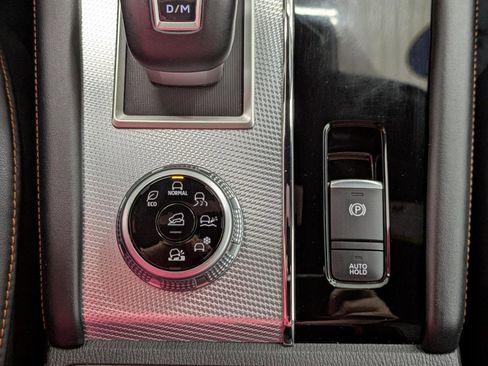 Used 2022 Mitsubishi Outlander SEL image 22