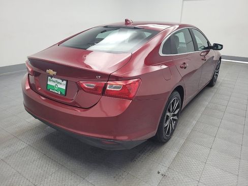 Used 2018 Chevrolet Malibu LT image 9