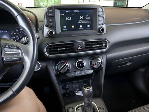 Used 2020 Hyundai Kona SEL image 42