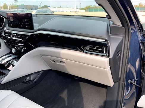 Used 2026 Acura MDX FWD w/ Technology Package image 17