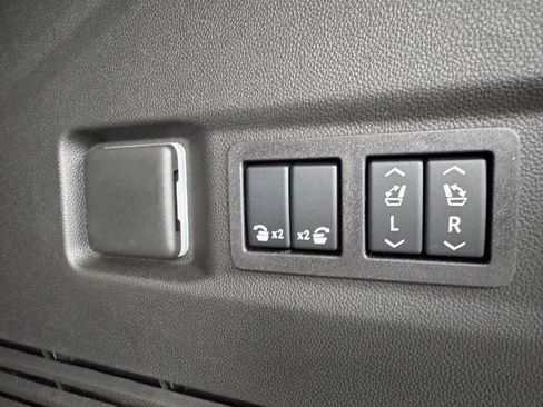 New 2026 Chevrolet Tahoe Premier image 8