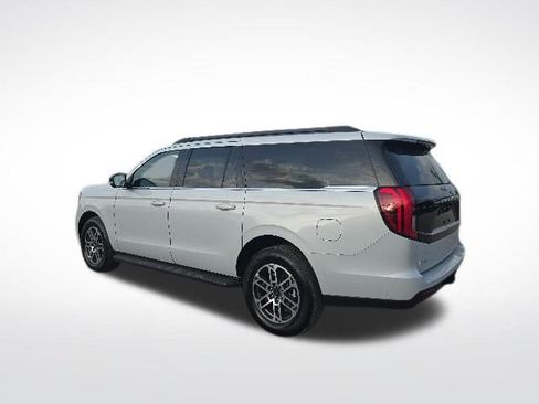 Used 2025 Ford Expedition Max Active RWD image 6