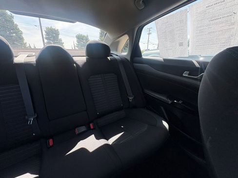 Used 2025 Kia K5 LXS FWD image 36