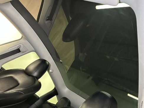 Used 2022 Tesla Model Y Long Range AWD/4WD image 40