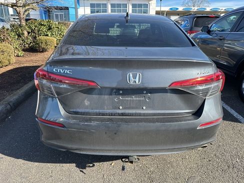 Used 2023 Honda Civic Sport image 32