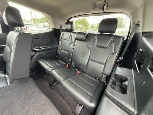 Used 2020 Kia Telluride LX image 30