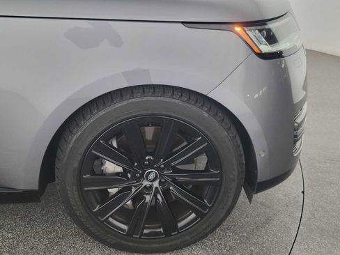 Used 2023 Land Rover Range Rover SE AWD/4WD image 9