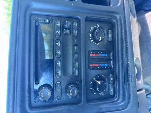 Used 2007 Chevrolet Silverado 1500 LS w/ Chrome Exterior Package image 18