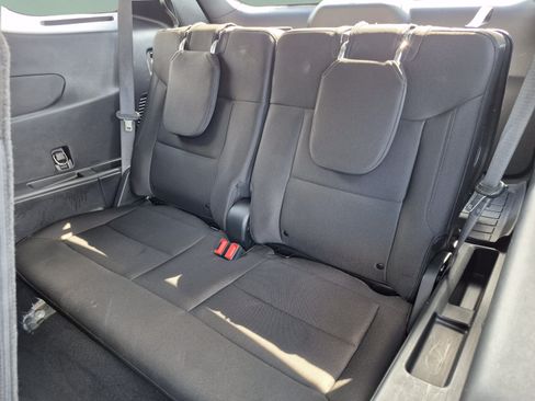 Used 2022 Ford Explorer XLT RWD image 18