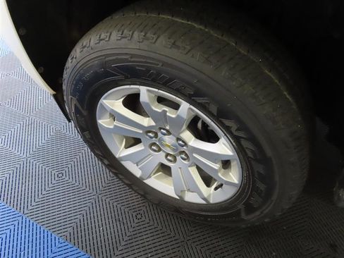 Used 2022 Chevrolet Colorado LT w/ Fleet Safety Package RWD image 6
