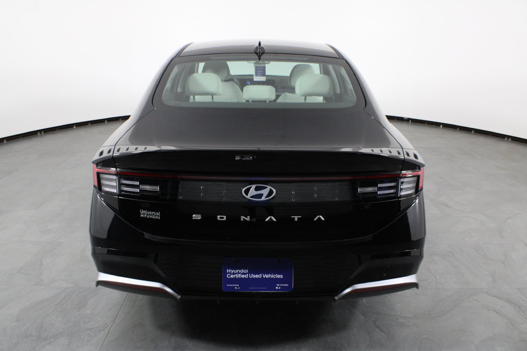 Certified 2026 Hyundai Sonata SEL FWD image 11