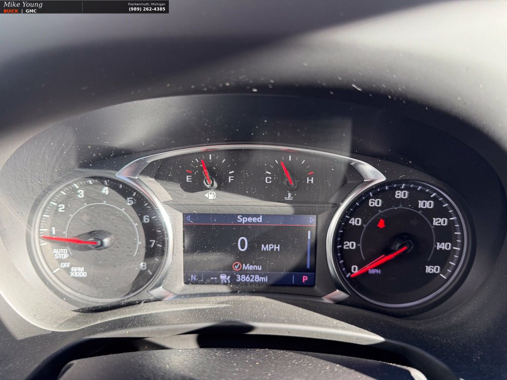 Used 2024 GMC Terrain SLT w/ Infotainment Package II FWD image 28