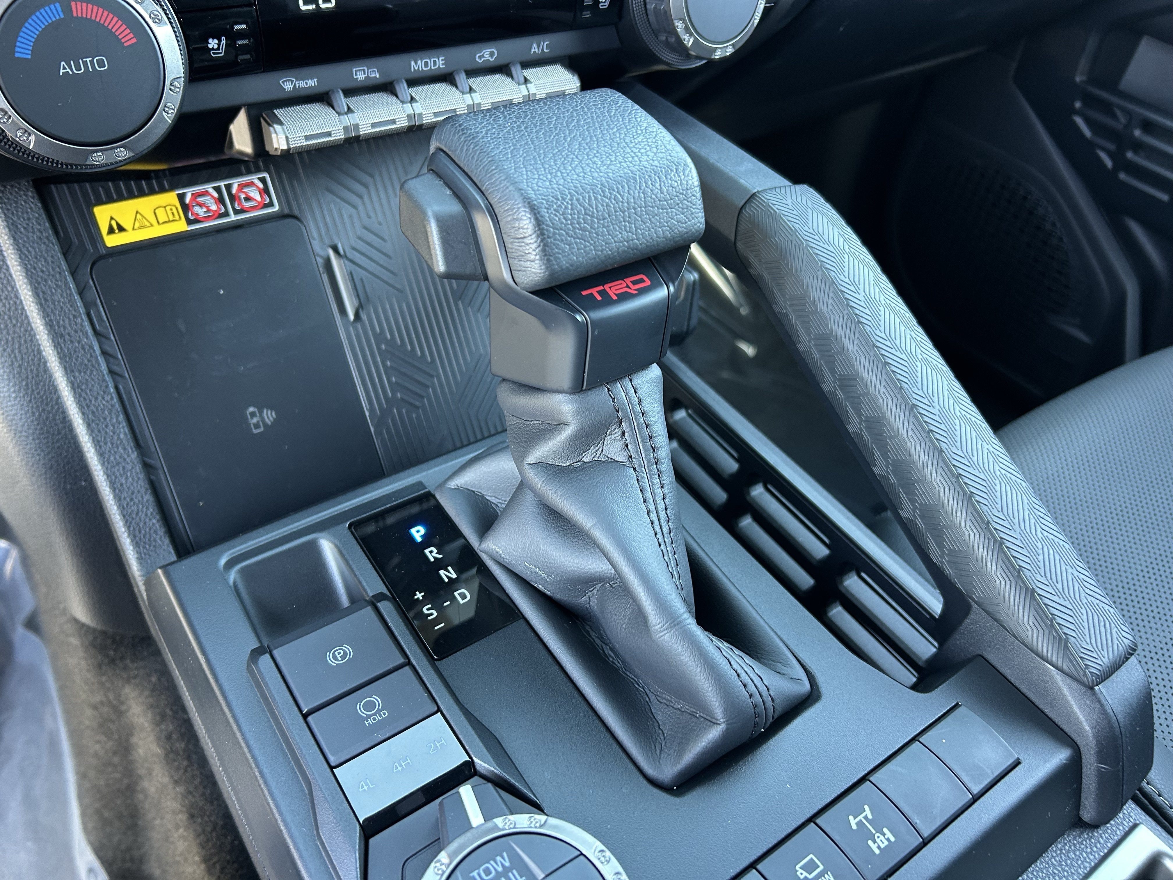Certified 2025 Toyota 4Runner TRD Off-Road Premium AWD/4WD image 25
