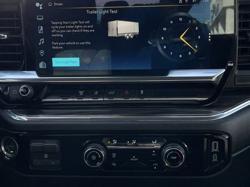 Used 2024 Chevrolet Silverado 2500 LT image 15