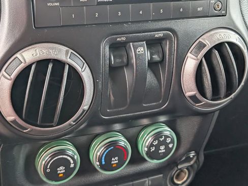 Used 2013 Jeep Wrangler Sport AWD/4WD image 25