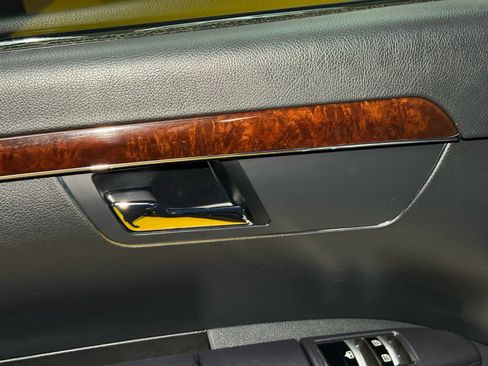 Used 2013 Mercedes-Benz S 550 image 21