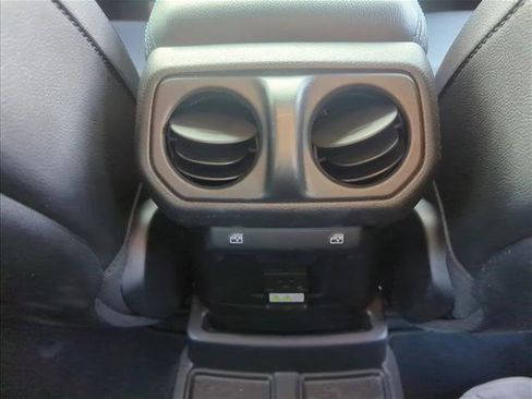 Used 2022 Jeep Wrangler Unlimited Rubicon 4xe w/ Steel Bumper Group image 20