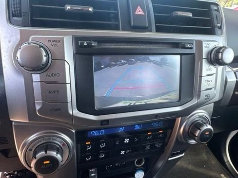 Used 2014 Toyota 4Runner Limited AWD/4WD image 3